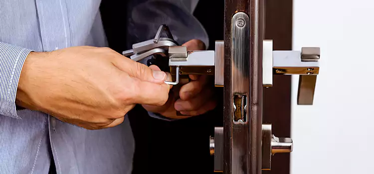 Commercial Door Lock Repair Idylwood