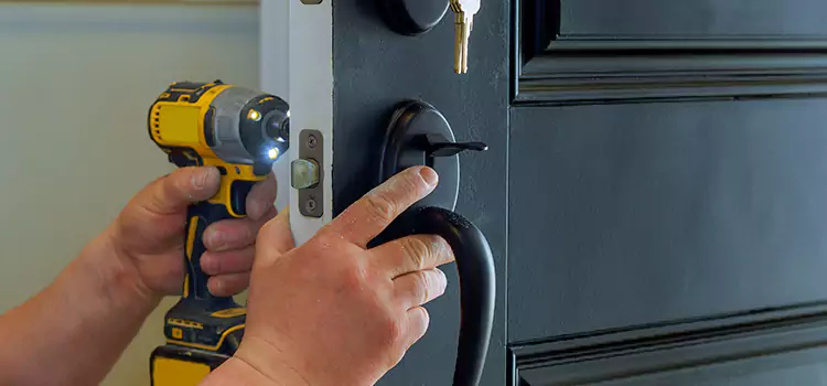Locksmith Emergency Service Idylwood