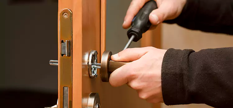 Semi Truck Locksmith Idylwood